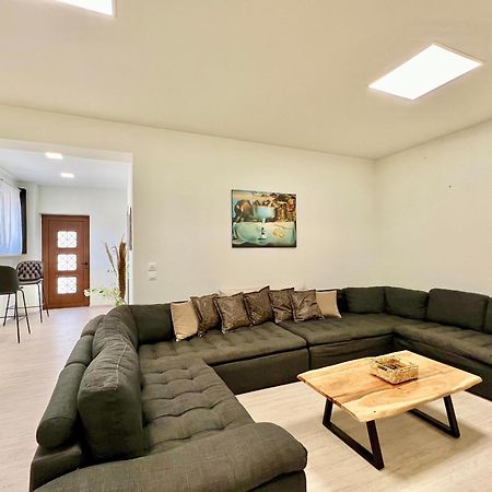 Beach Villa Verano With Private Pool By Dadovillas Sidárion المظهر الخارجي الصورة